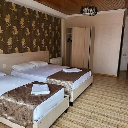 Hotel Elio Batumi Kültér fotó