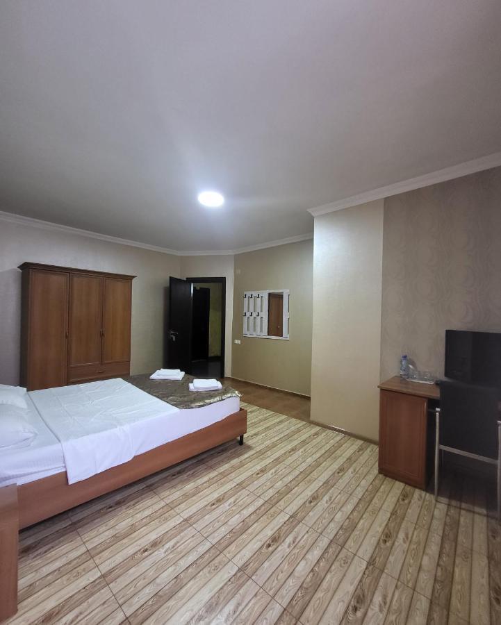 Hotel Elio Batumi Kültér fotó