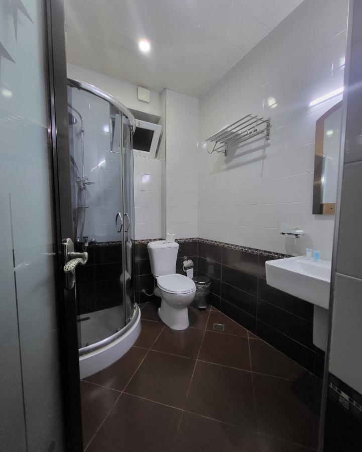 Hotel Elio Batumi Kültér fotó