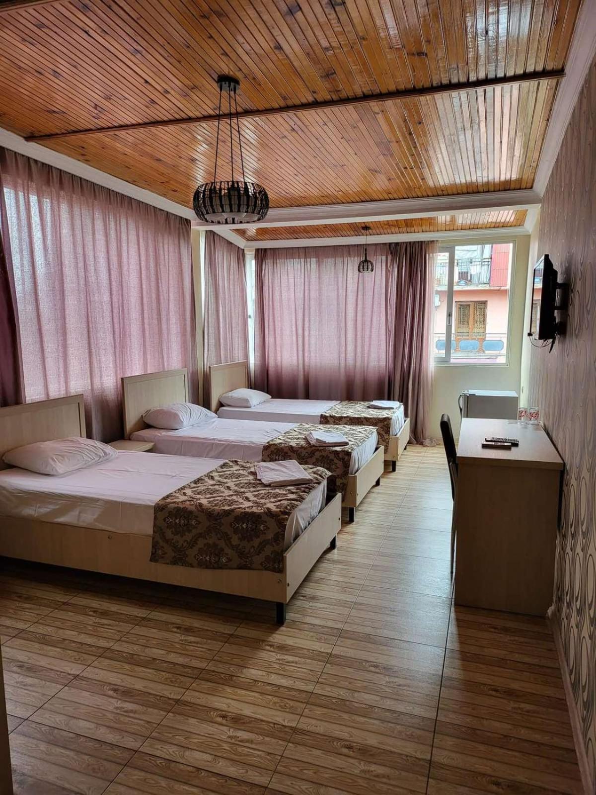 Hotel Elio Batumi Kültér fotó