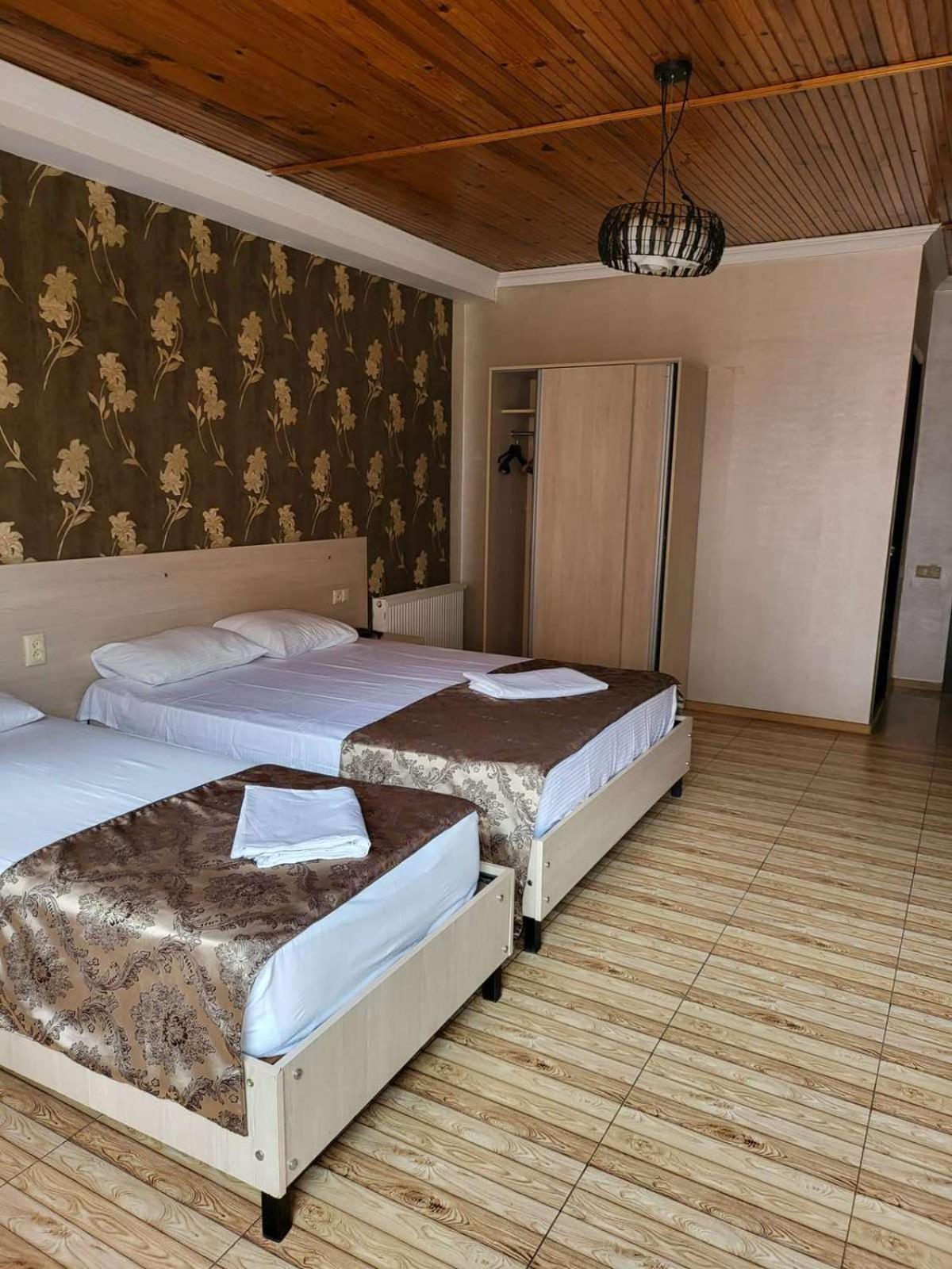 Hotel Elio Batumi Kültér fotó
