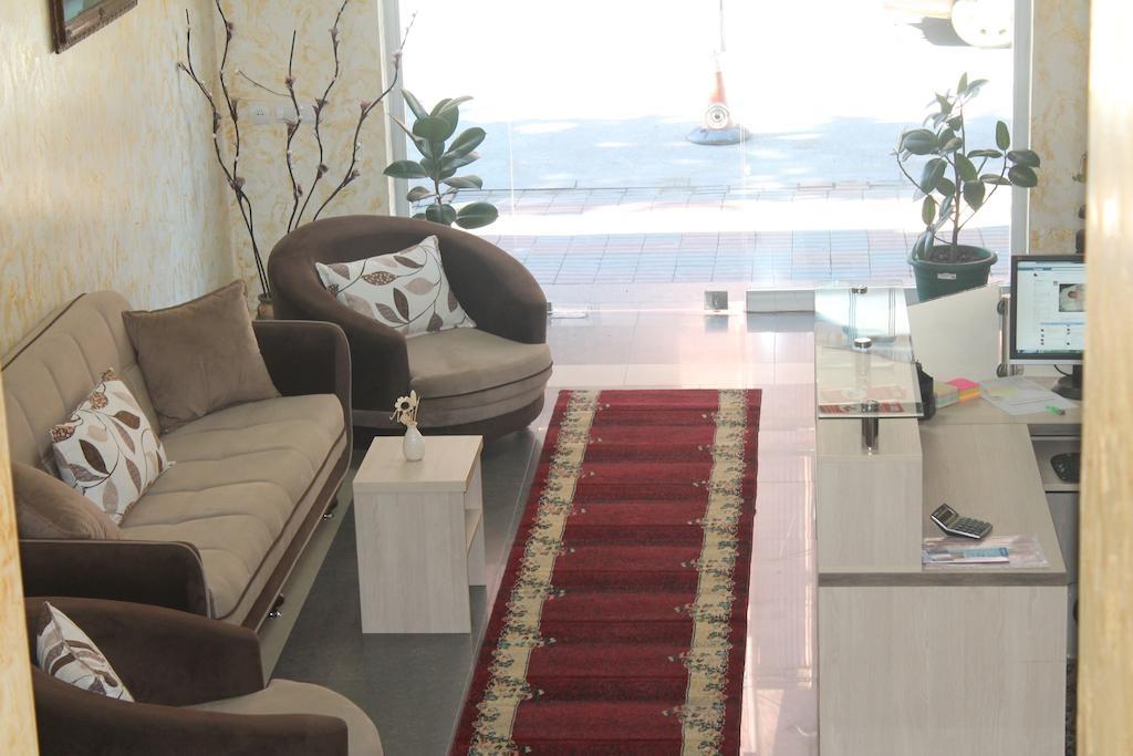 Hotel Elio Batumi Kültér fotó